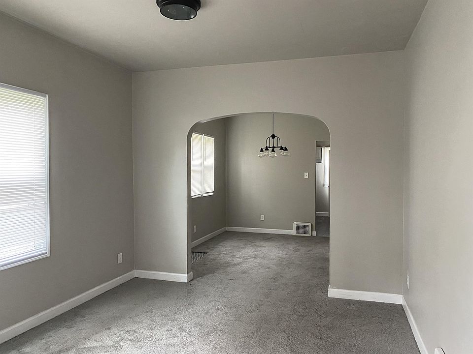 1584 Taft St, Gary, IN 46404 Zillow