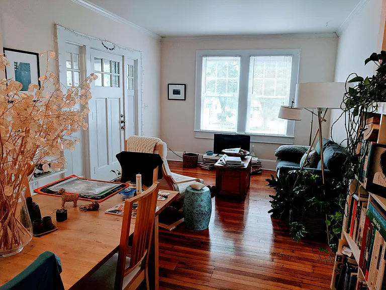 714 E Washington St #3 — Photo 9