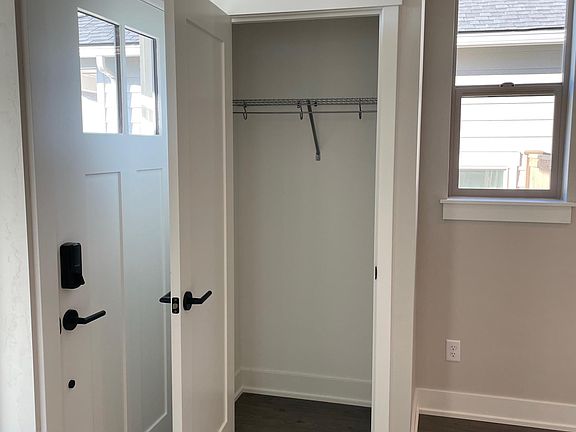 Entry coat closet