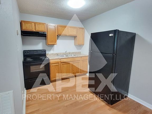 4th image of 2700 Holbrook Dr #2
