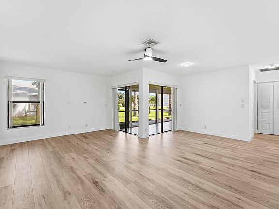 4th image of 6120 NEWSTEAD Court