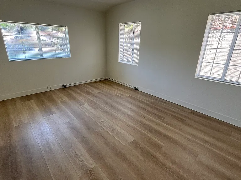 15239 Covello St #15239 — Photo 13