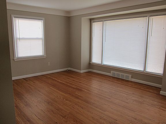 Wakenden 2 - Front Room (4)