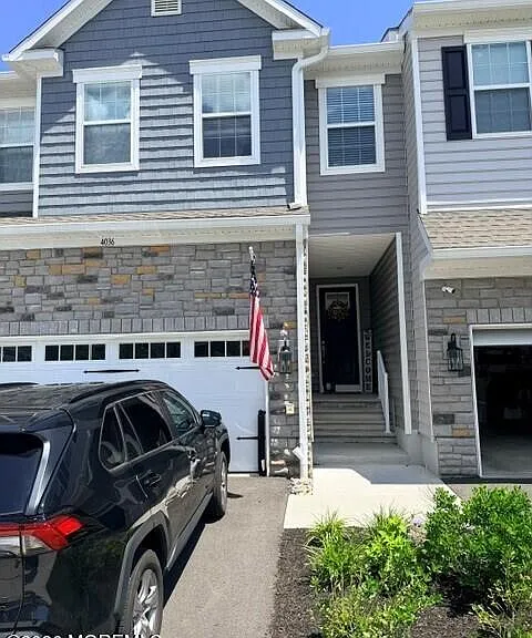 4036 Heron Dr — Photo 1