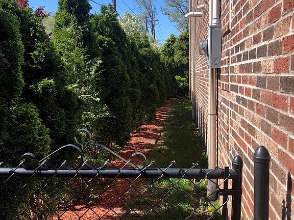 3rd image of 32 Washington Ave #C0032