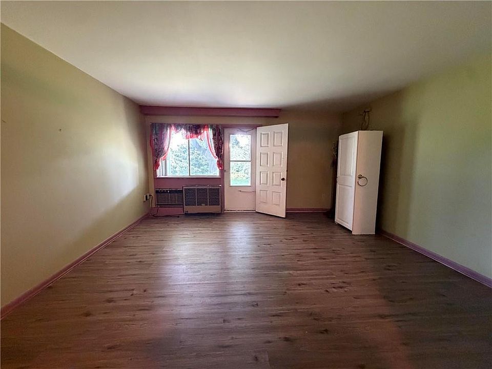 1st image of 347 Main Rd APT 103