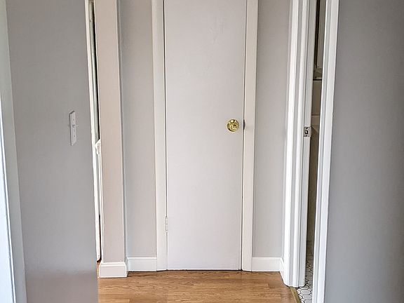 3rd image of 29 Woodbine St APT 12
