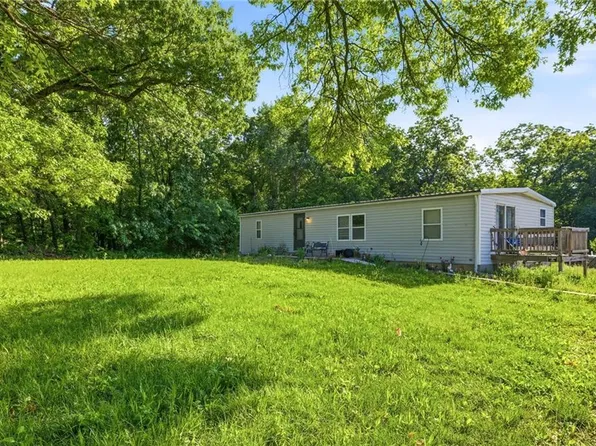 22207 S Excelsior Rd, Harrisonville, MO 64701