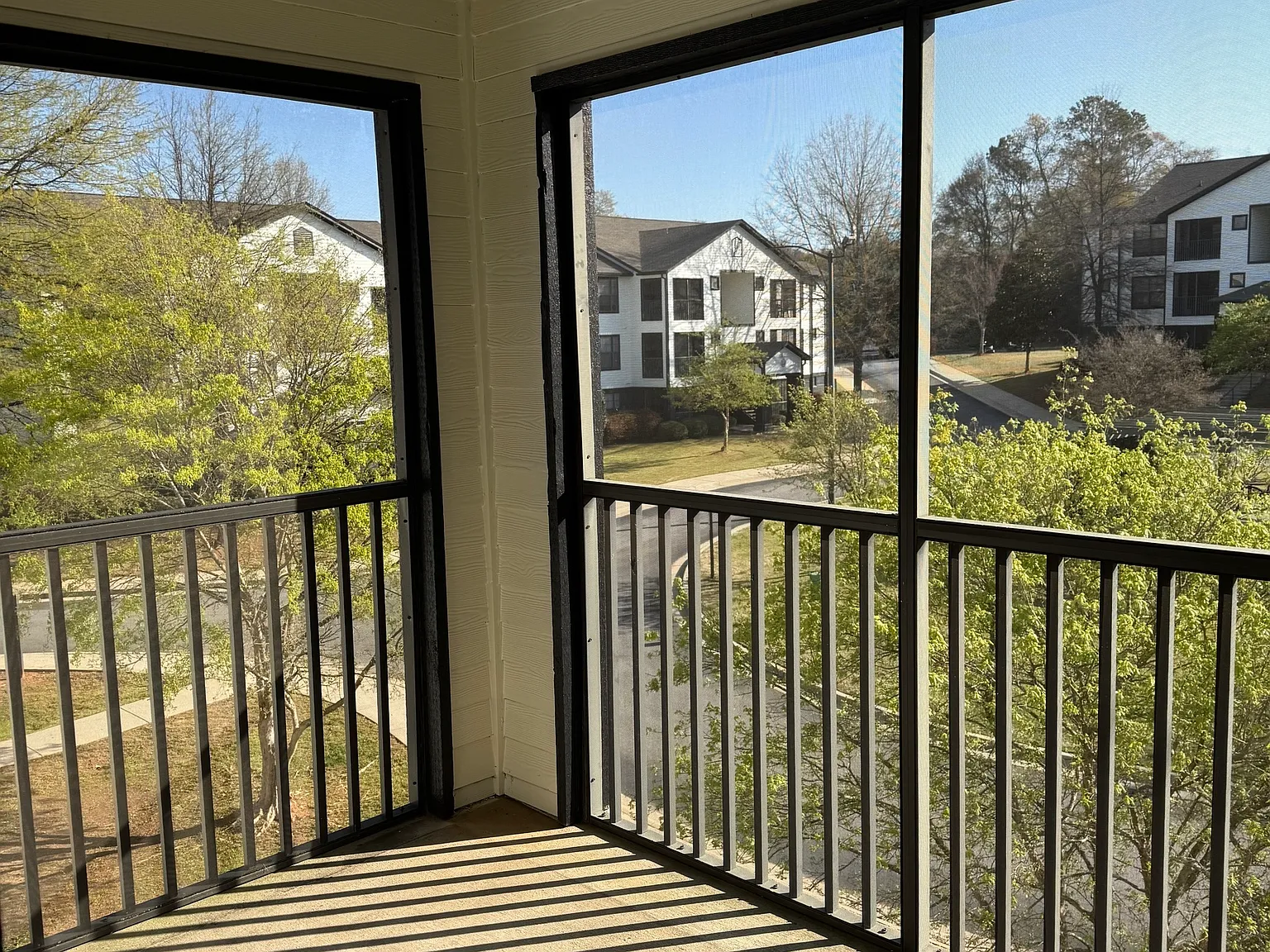 2 bed, 2.0 bath, 854 sqft, $1,600 — Photo 4