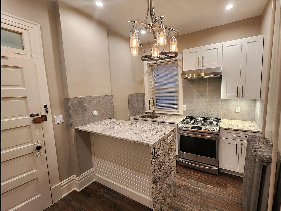 1st image of 1116 N Emerson St #10A