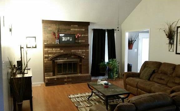 5th image of 7423 NW 80th Ter
