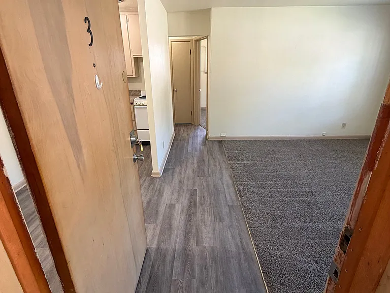 3157 S 47th St #3 — Photo 1