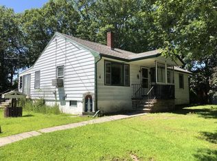 25 Hall Rd, Webster, MA 01570