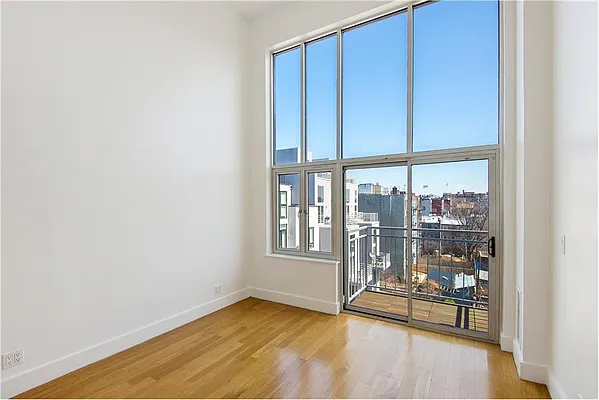 Sold by Leiter Realty Group LLC | media 1