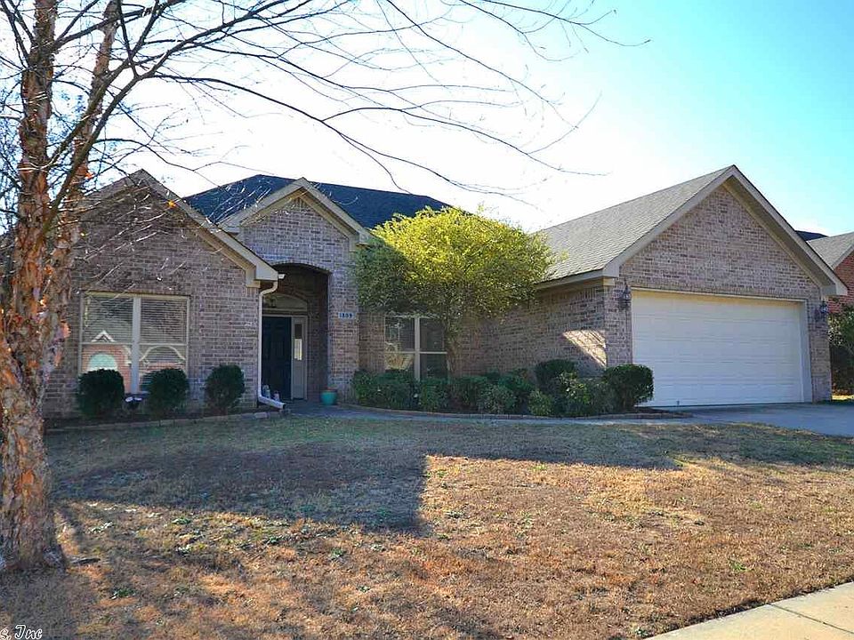 1st image of 1809 White Oak Cir