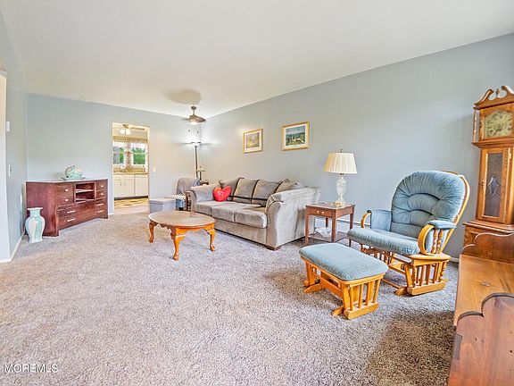 2nd image of 30 S Chestnut Avenue