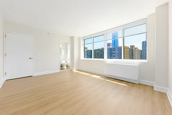 Rented by A&E Real Estate Management | media 6