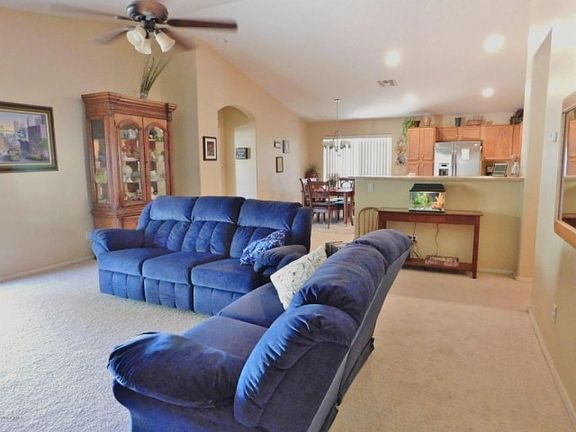 4th image of 4954 E Bellerive Dr