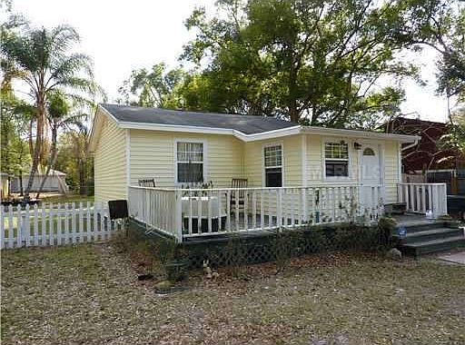 2nd image of 1017 Sarita St