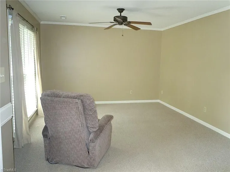 4007 Sourgum Ct — Photo 4