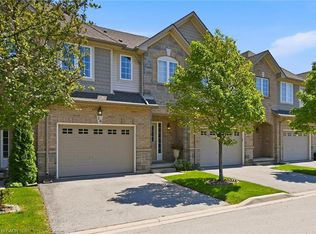 40 Dartmouth Gate #10, Hamilton, ON L8E 0C4