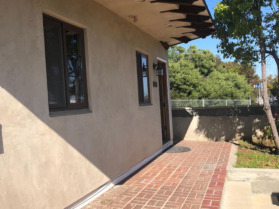 1st image of 2832 K St #2832
