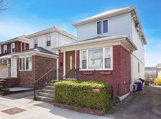 410 Applegate Ct, Brooklyn, NY 11223