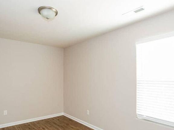 2nd image of 756 Roselynn Dr