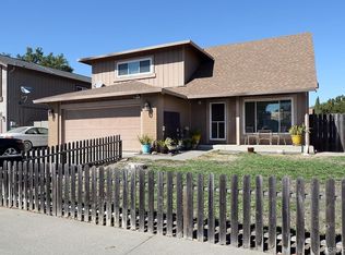 1102 Canary Dr, Suisun City, CA