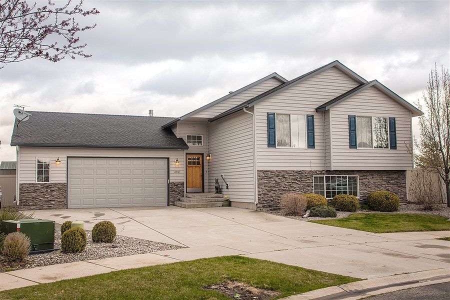 1st image of 494 N Brushwood Ct