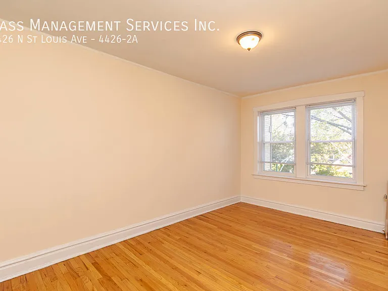 4412-26 N St Louis Ave. — Photo 63