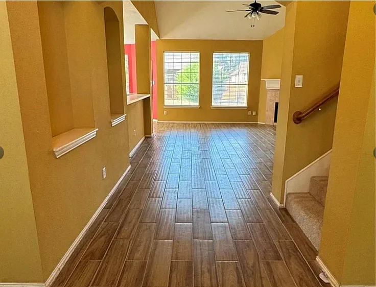 4 bed, 2.5 bath, 2896 sqft, $2,700 — Photo 4