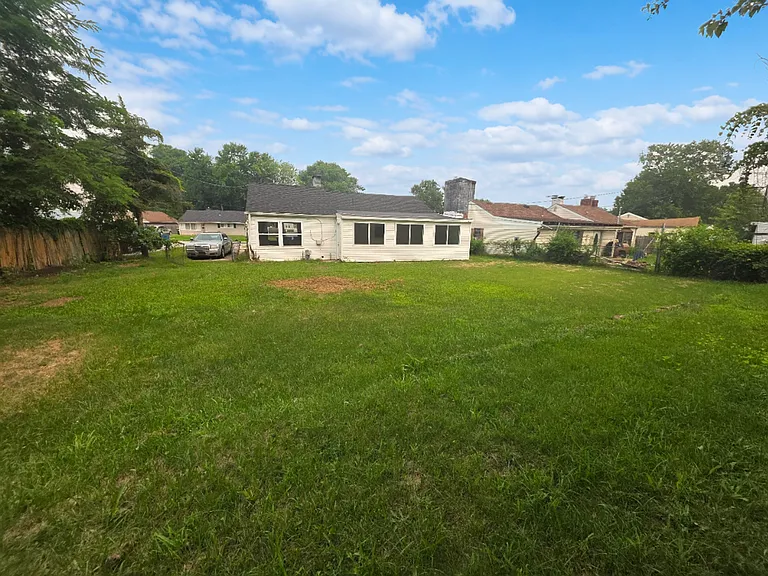 106 Louise Rd — Photo 21