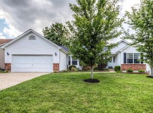 2609 Riley Paul Ct, O'Fallon, MO 63368
