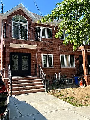 1st image of 209-47 45th Dr #1