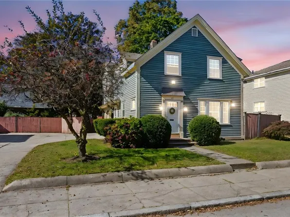 45 Denver St, Pawtucket, RI 02860