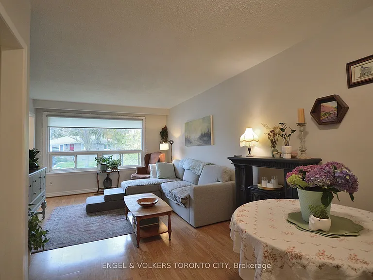 158 Cherrywood Dr #UPPER — Photo 24