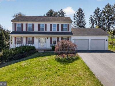 212 Sunset Cir, Red Lion, PA, 17356