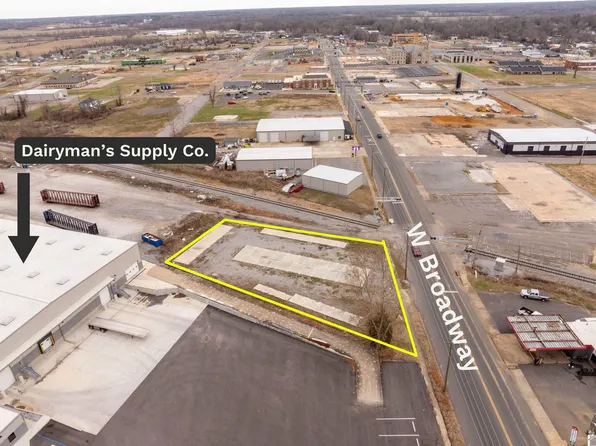 505 W Broadway St, Mayfield, KY 42066