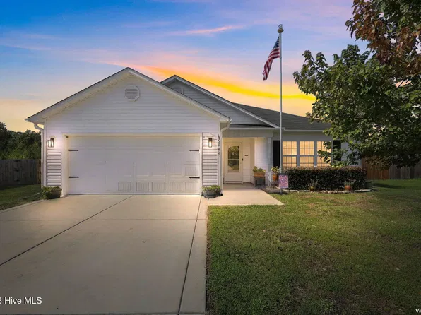 504 Spiro Court, Richlands, NC 28574