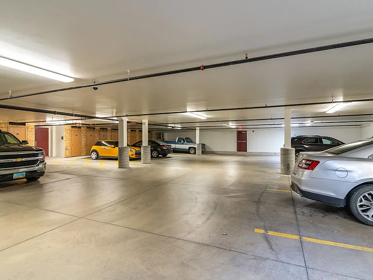 Desoto Estates — Photo 12