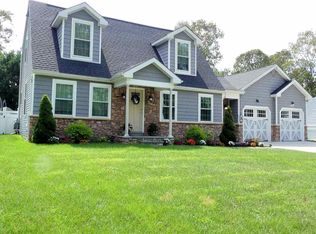 12 Evergreen Dr, Ocean View, NJ 08230