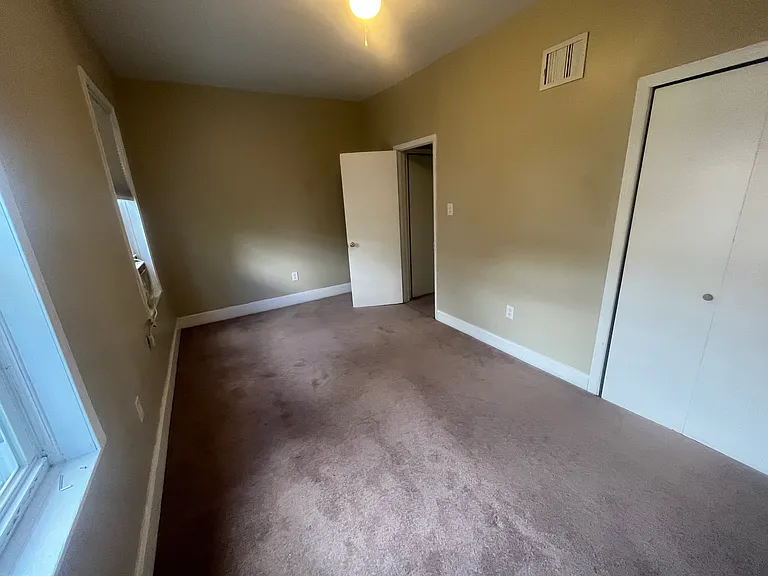 608 S Clifton St — Photo 10