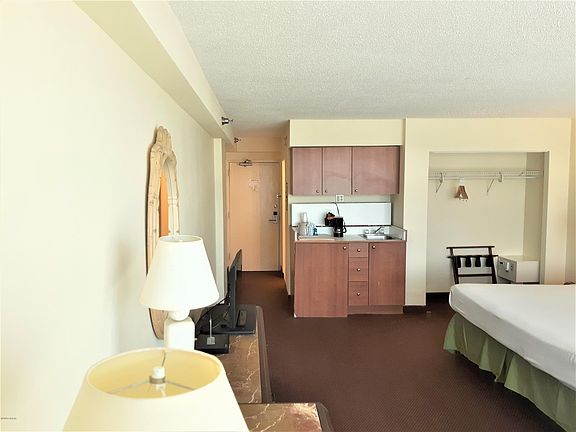 4th image of 1909 S Atlantic Ave #816