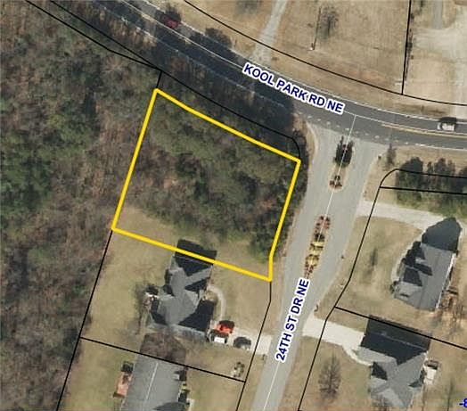 1st image of 2931 24th Street Dr NE