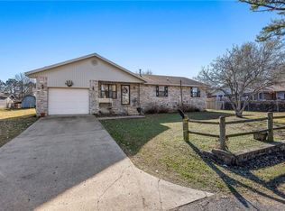 41 Pittman St, Farmington, AR 72730