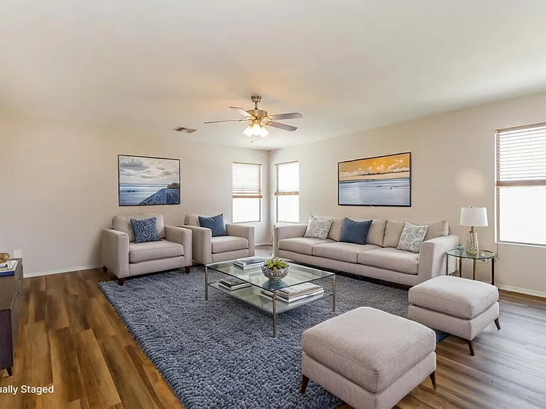526 E Milada Dr — Photo 5