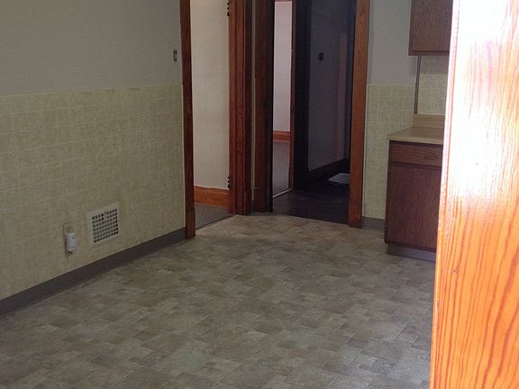 4th image of 516 17th St #2