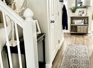 193 Patrick Rd, Tewksbury, MA 01876