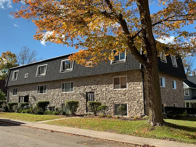 54 College Ave #3-2